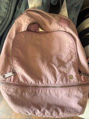 patagonia womens travel bags Black Hole Duffel 40L Peach Sherbet Color:HERB Daiwa Saltist BG40H / which transform the bag price-0-499